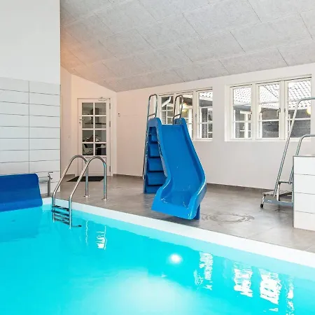 20 Person Holiday In B Rkop